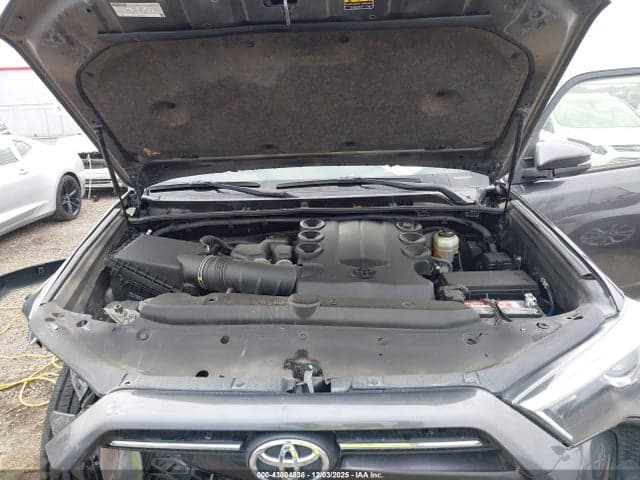 2022 TOYOTA 4RUNNER SR5 PREMIUM 10