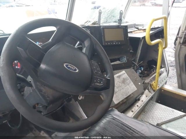 2020 FORD F-59 COMMERCIAL STRIPPED 8
