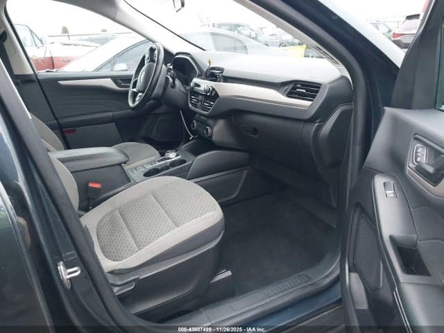 2022 FORD ESCAPE SE 5