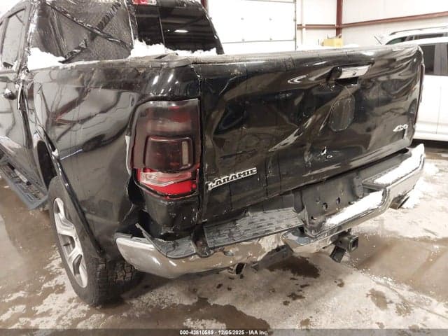 2020 RAM 1500 LARAMIE 4X4 5'7 BOX 6