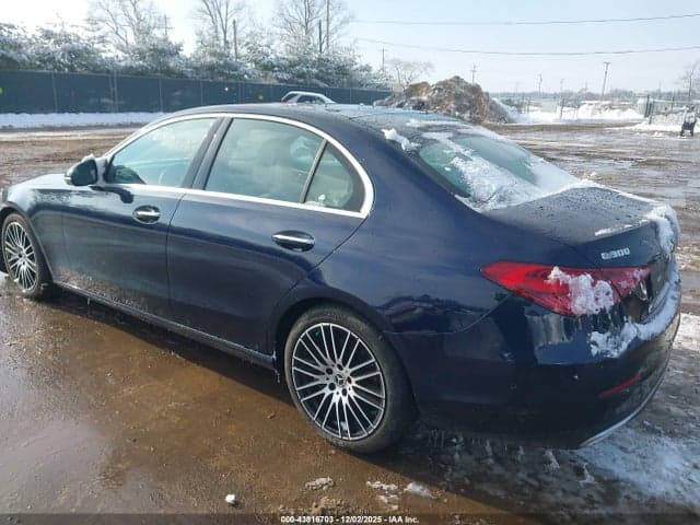 2022 MERCEDES-BENZ C 300 4MATIC 3