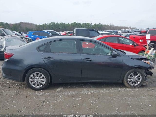 2020 KIA FORTE FE 13