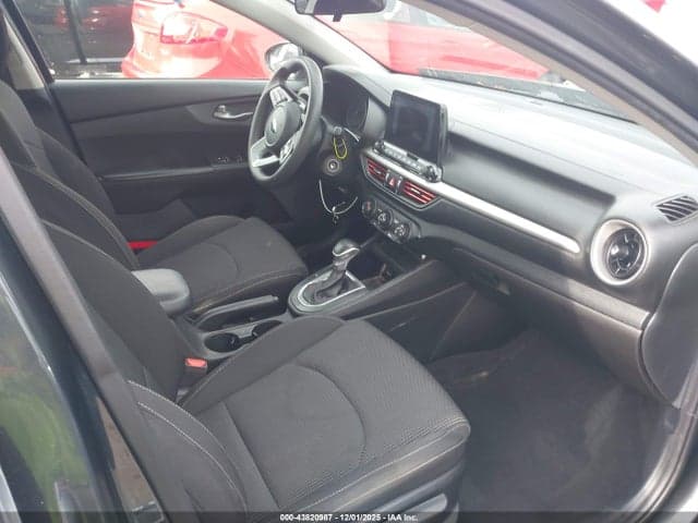 2020 KIA FORTE FE 5