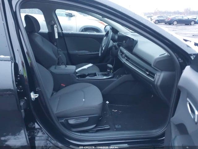 2025 KIA K4 LX 5