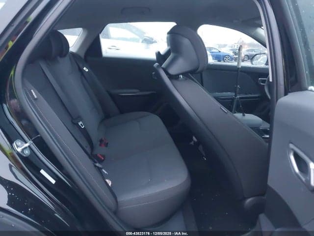 2025 KIA K4 LX 8