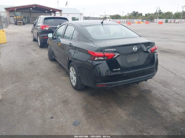 2021 NISSAN VERSA S XTRONIC CVT 3