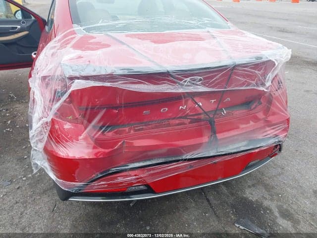 2021 HYUNDAI SONATA LIMITED 6