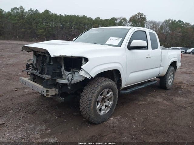 2017 TOYOTA TACOMA SR 2