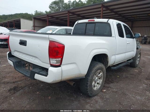 2017 TOYOTA TACOMA SR 4