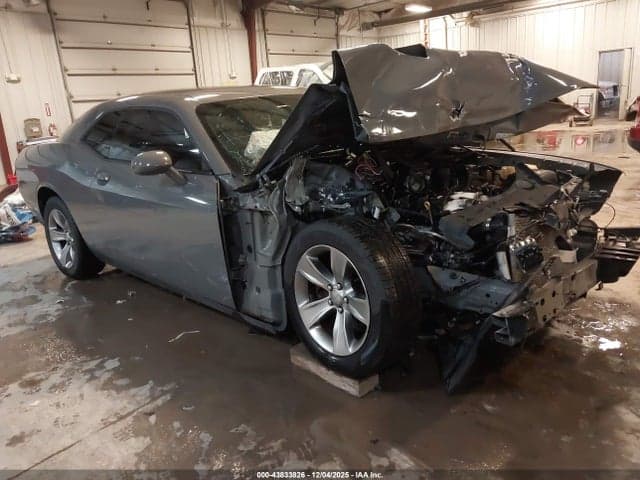 2019 DODGE CHALLENGER SXT 1