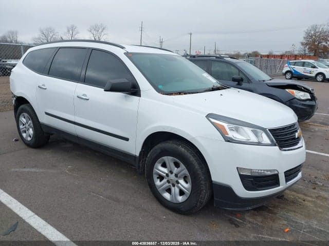 2017 CHEVROLET TRAVERSE LS 1