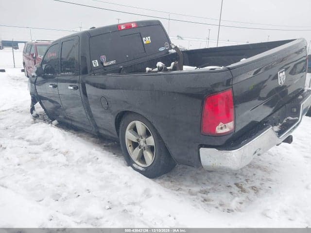 2017 RAM 1500 SLT 3