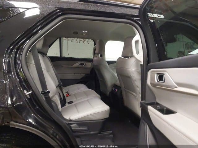 2025 FORD EXPLORER ACTIVE 8