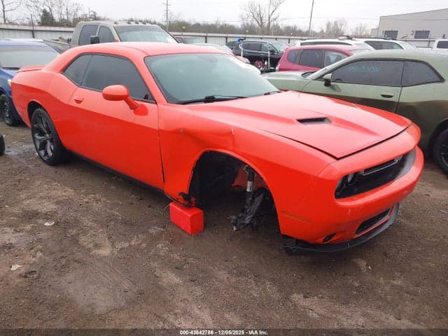 2019 DODGE CHALLENGER SXT 1