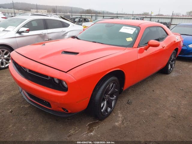 2019 DODGE CHALLENGER SXT 2