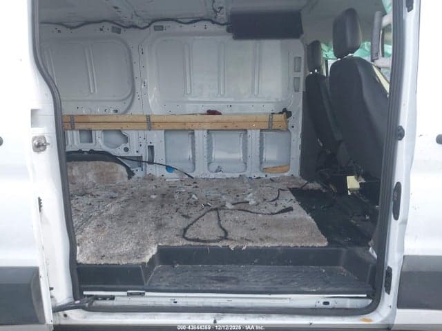 2024 FORD TRANSIT-150 8
