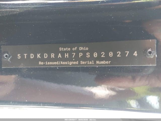 2023 TOYOTA HIGHLANDER XLE 9