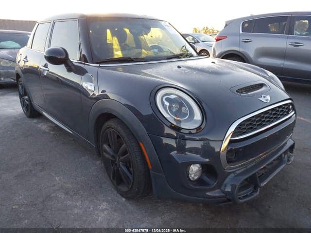 2017 MINI HARDTOP COOPER 1