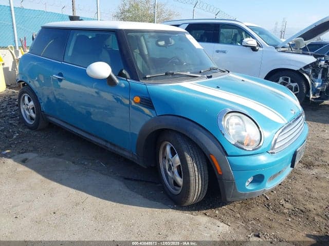 2009 MINI COOPER 1