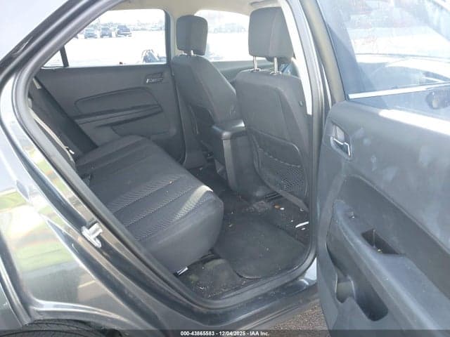 2017 CHEVROLET EQUINOX LS 8