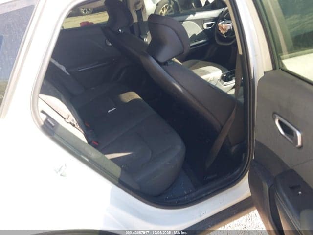 2025 KIA K4 LX 8