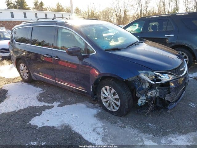 2018 CHRYSLER PACIFICA TOURING L PLUS 1