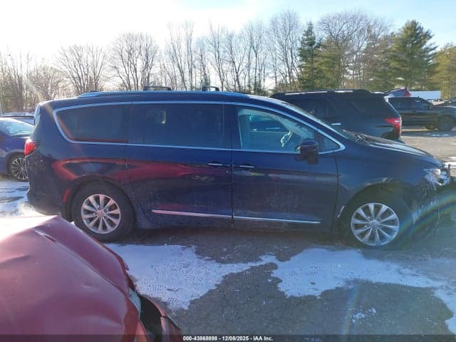 2018 CHRYSLER PACIFICA TOURING L PLUS 13