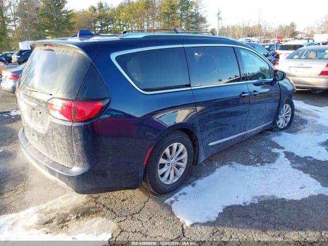 2018 CHRYSLER PACIFICA TOURING L PLUS 4
