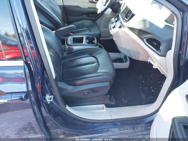 2018 CHRYSLER PACIFICA TOURING L PLUS 5