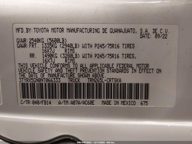 2022 TOYOTA TACOMA SR 9