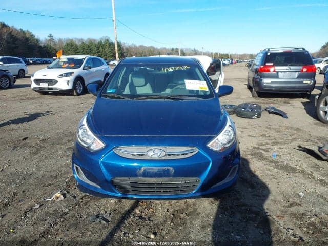 2017 HYUNDAI ACCENT SE 13