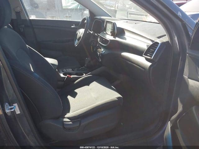 2019 HYUNDAI TUCSON SE 5