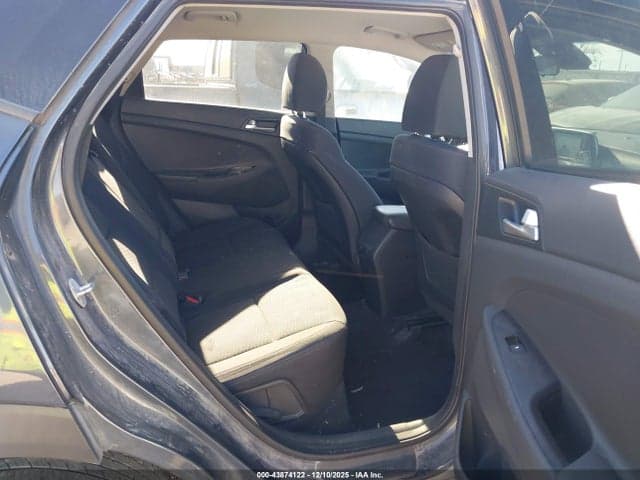 2019 HYUNDAI TUCSON SE 8