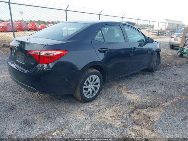 2018 TOYOTA COROLLA LE 4