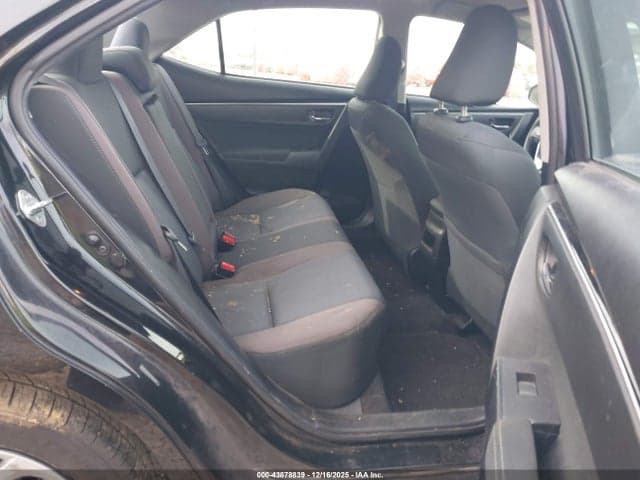 2018 TOYOTA COROLLA LE 8