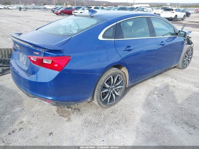 2023 CHEVROLET MALIBU RS 4