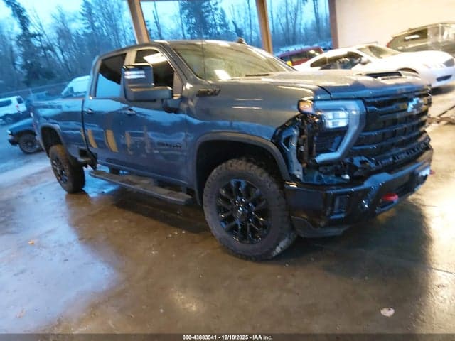 2025 CHEVROLET SILVERADO 3500HD 4WD LONG BED LT - 1