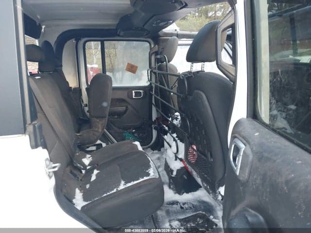 2021 JEEP GLADIATOR MOJAVE 4X4 8