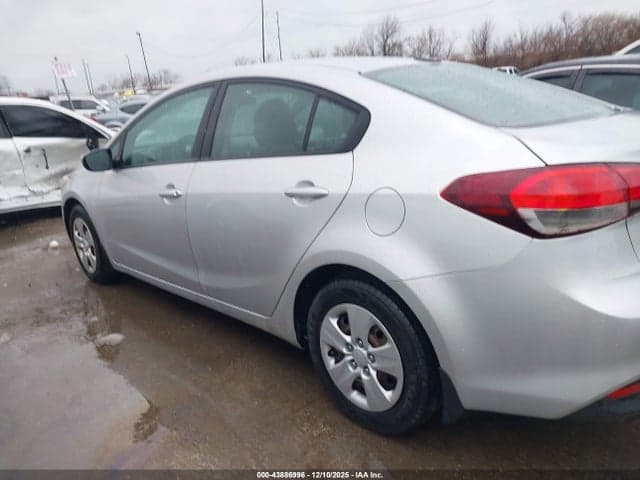 2017 KIA FORTE LX 14