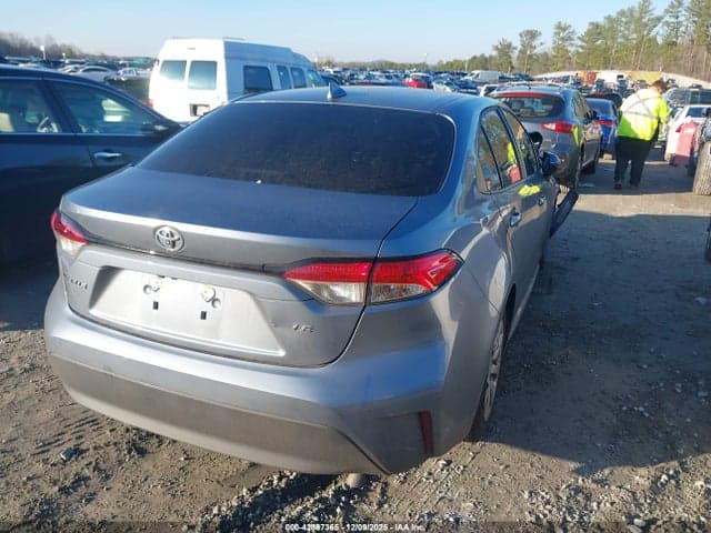 2025 TOYOTA COROLLA LE 4
