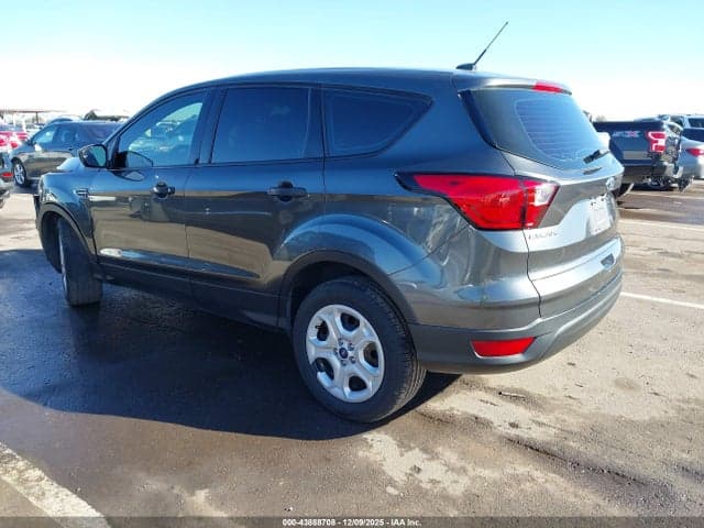 2019 FORD ESCAPE S 3