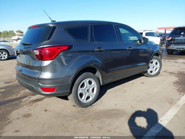 2019 FORD ESCAPE S 4