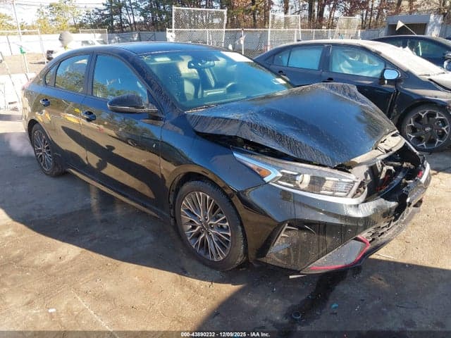 2024 KIA FORTE GT-LINE 1