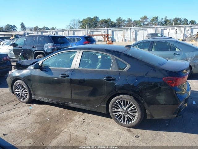 2024 KIA FORTE GT-LINE 14