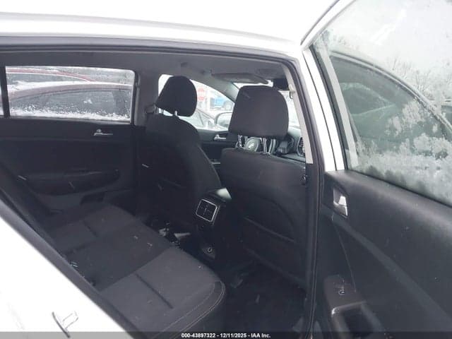2019 KIA SPORTAGE LX 8