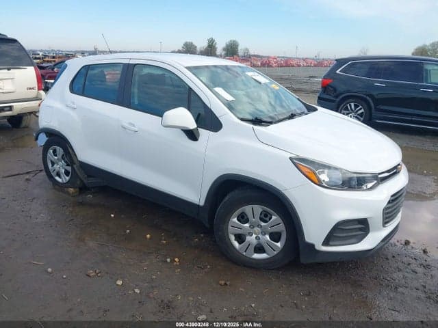 2017 CHEVROLET TRAX LS 1