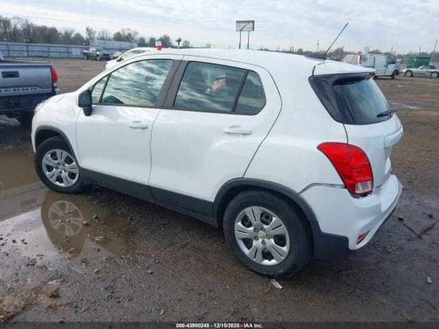 2017 CHEVROLET TRAX LS 3