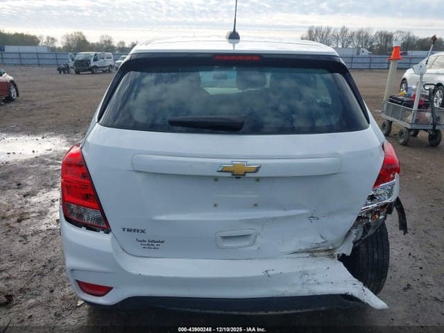 2017 CHEVROLET TRAX LS 6