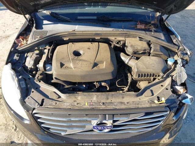 2017 VOLVO XC60 T5 10