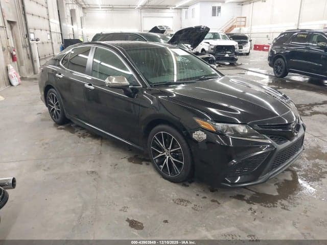 2021 TOYOTA CAMRY SE - 1